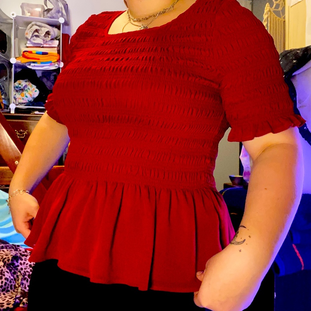 Torrid red bunched top